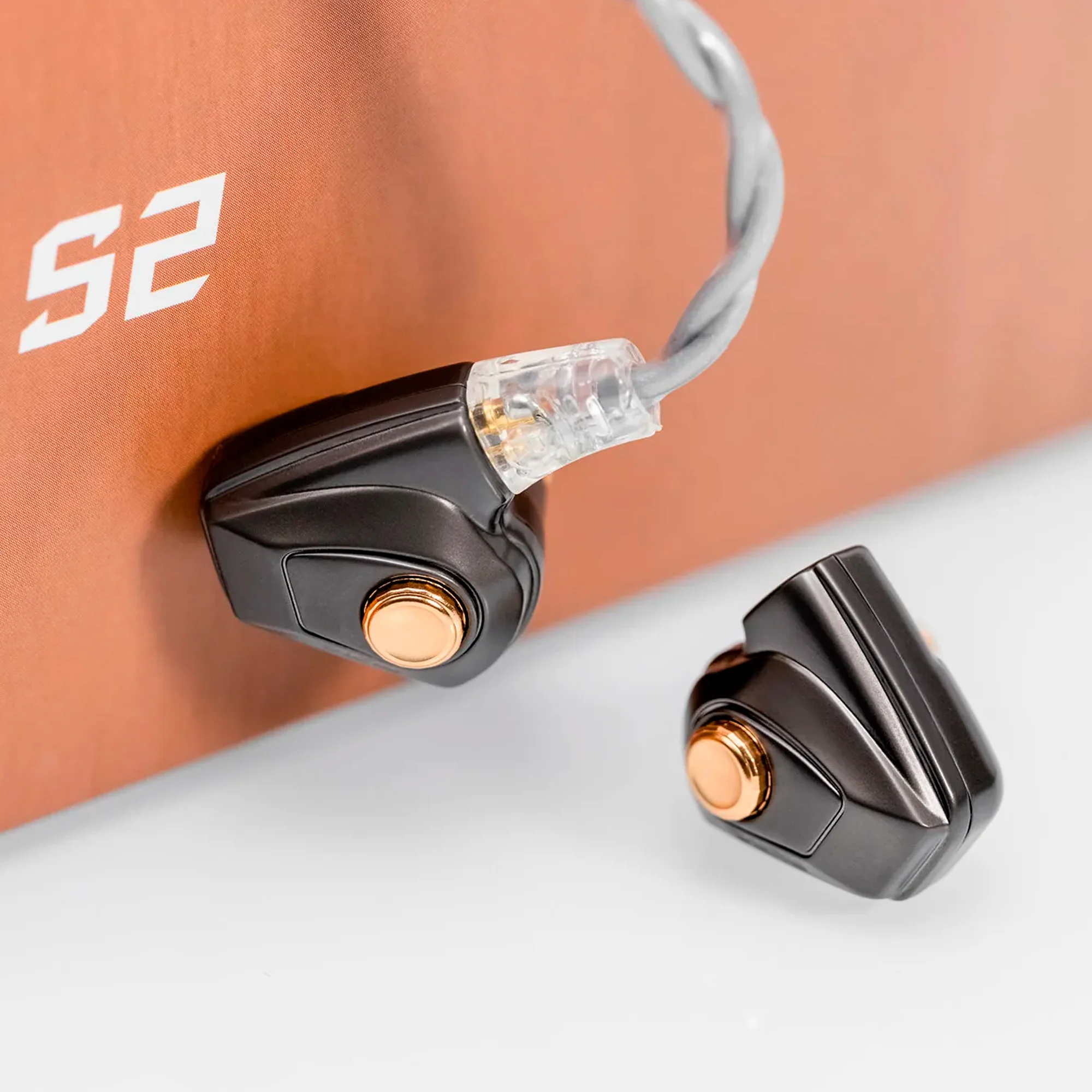 Наушники Dunu Titan S2, Macadamia Brown (TITAN S2/MACADAMIA)