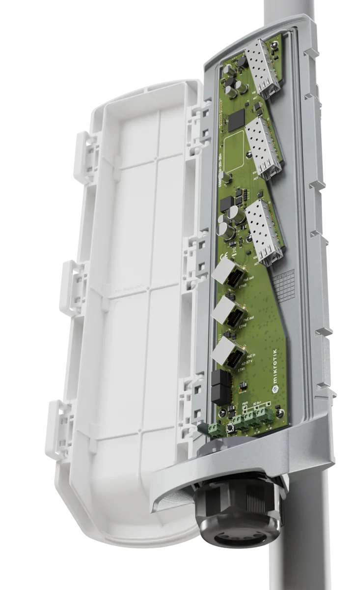 Коммутатор MikroTik GPERx6 (CSS606-1G-2Gi-3S+OUT)
