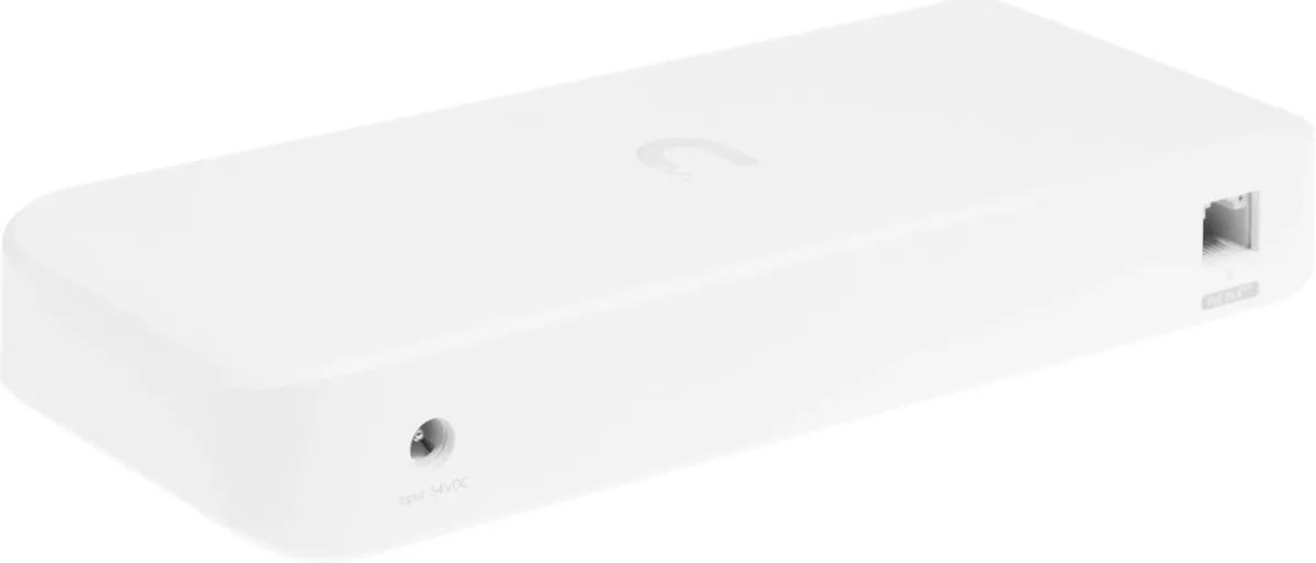 Коммутатор UniFi Ultra 60W (USW-Ultra-60W-EU) Коммутатор UniFi Ultra 60W (USW-Ultra-60W-EU)