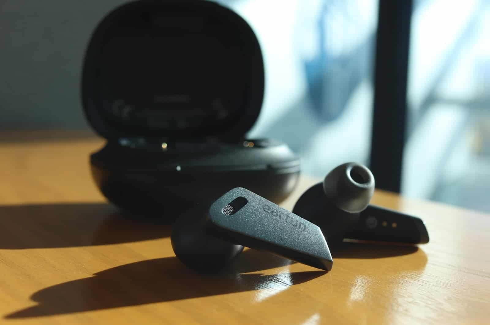 Bluetooth гарнитура EarFun Air Pro TW302, Black (TW302/BLACK)