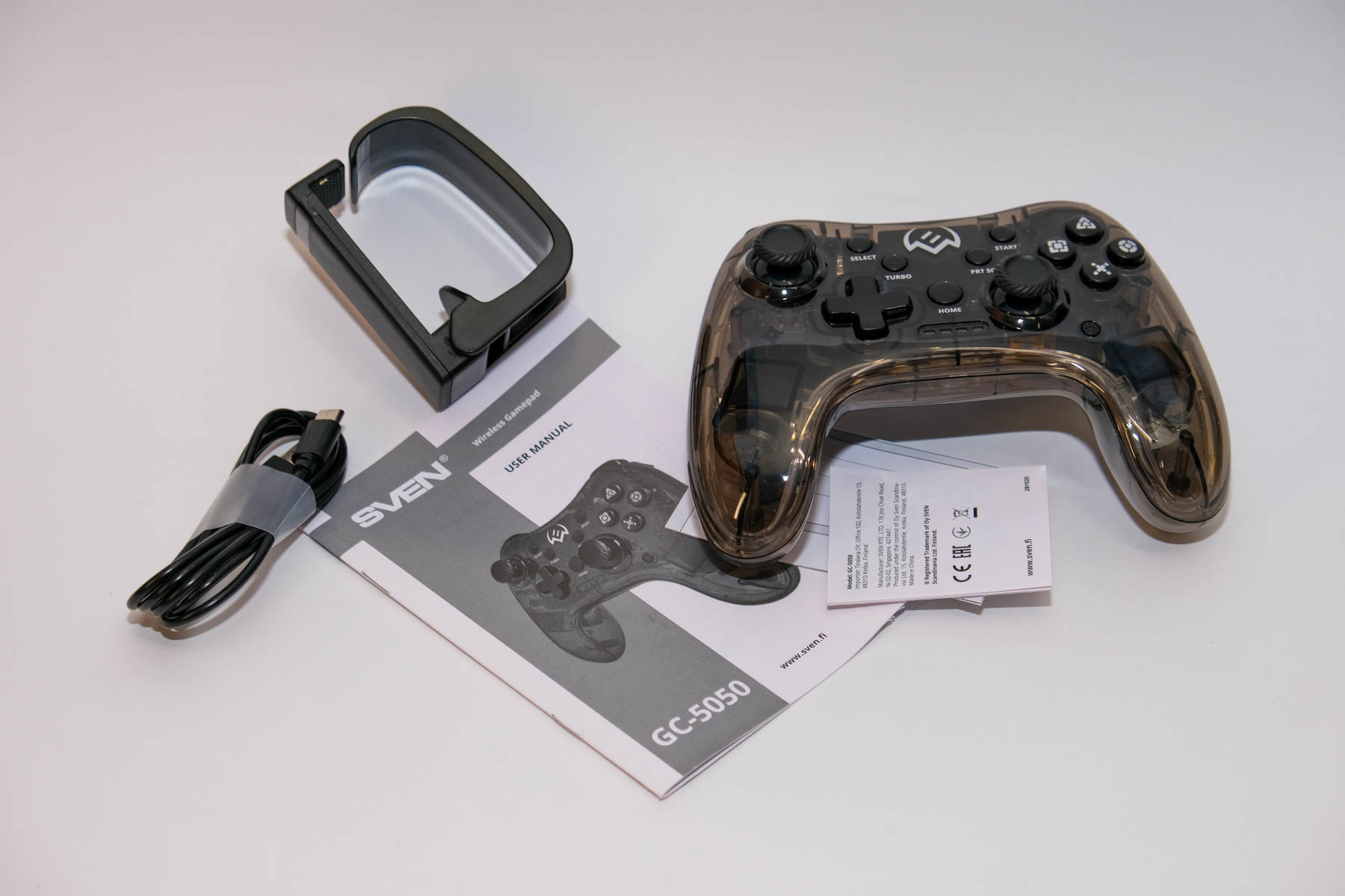 Геймпад Sven GC-5050, беспроводной, D-Pad,USB,BT Black-Transparent (GC-5050)