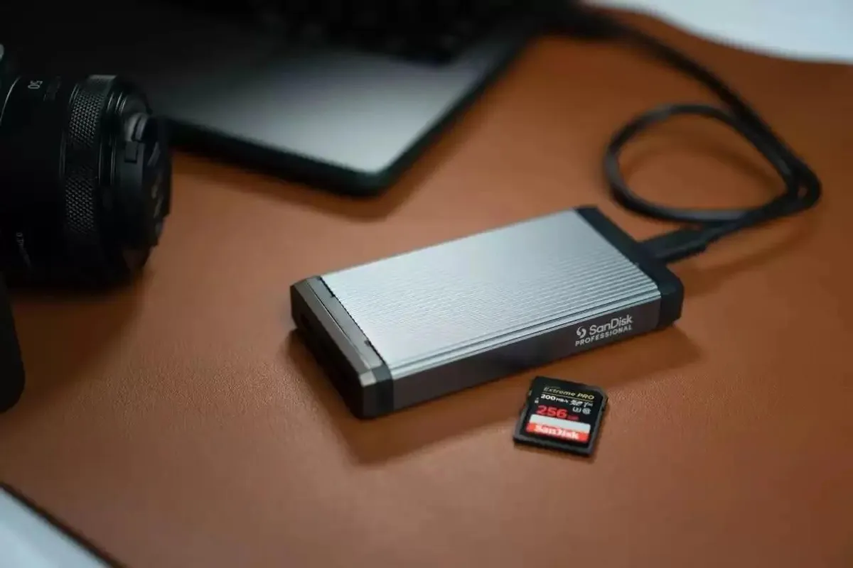 Карта памяти Sandisk Extreme PRO microSDXC 1TB + SD Adapter (SDSQXCD-1T00-GN6MA)