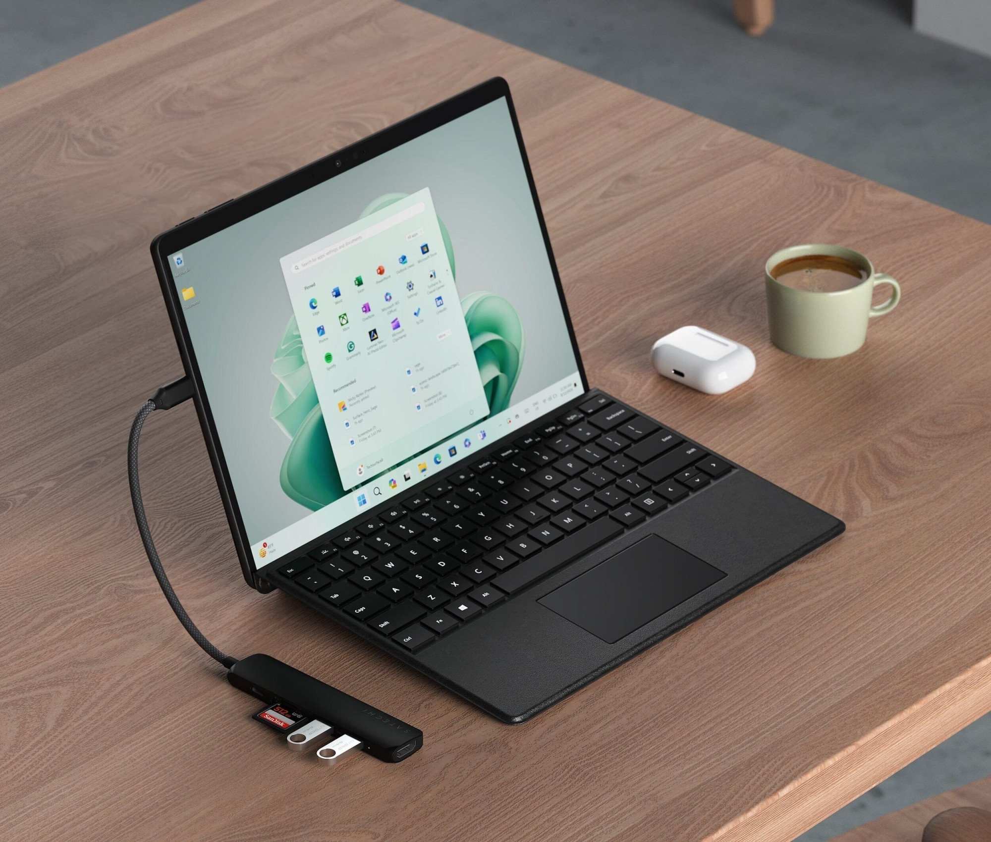 Картридер / USB-хаб Satechi 6-in-1 USB-C Slim Multiport Adapter - Black (ST-P6SK)