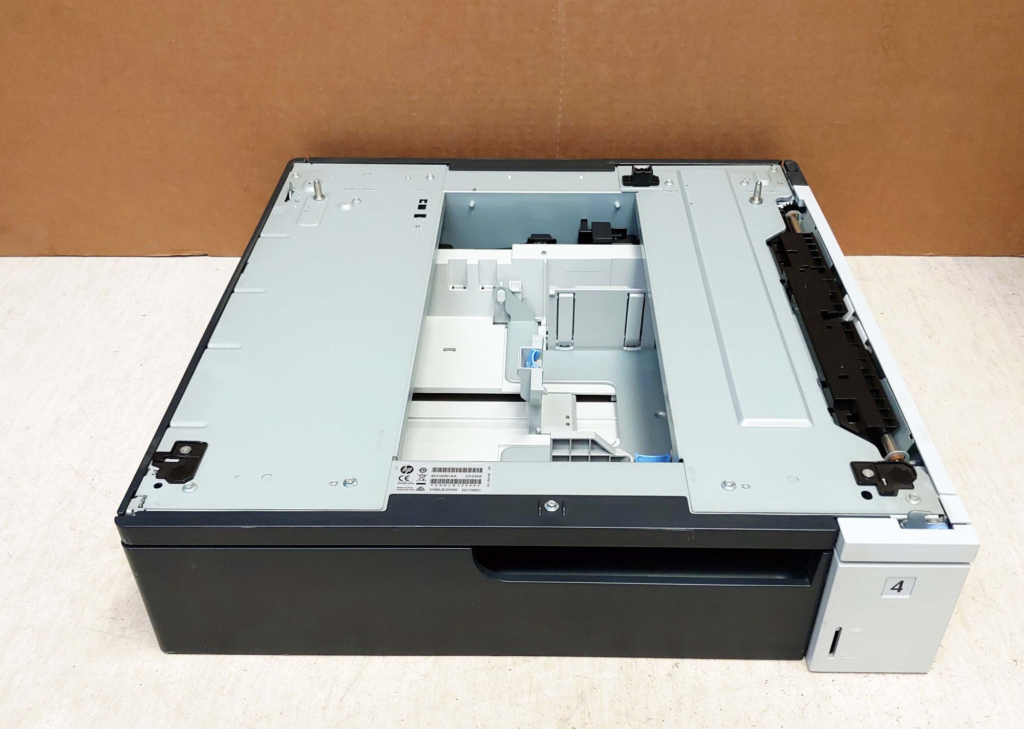 Дополнительный лоток подачи бумаги на 500 листов,CF239A LaserJet M712,M725 (CF239A)