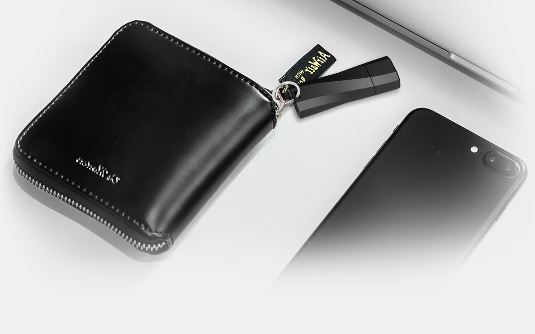 Флэш-накопитель Silicon Power Blaze - B07, 32GB Black (SP032GBUF3B07V1K)