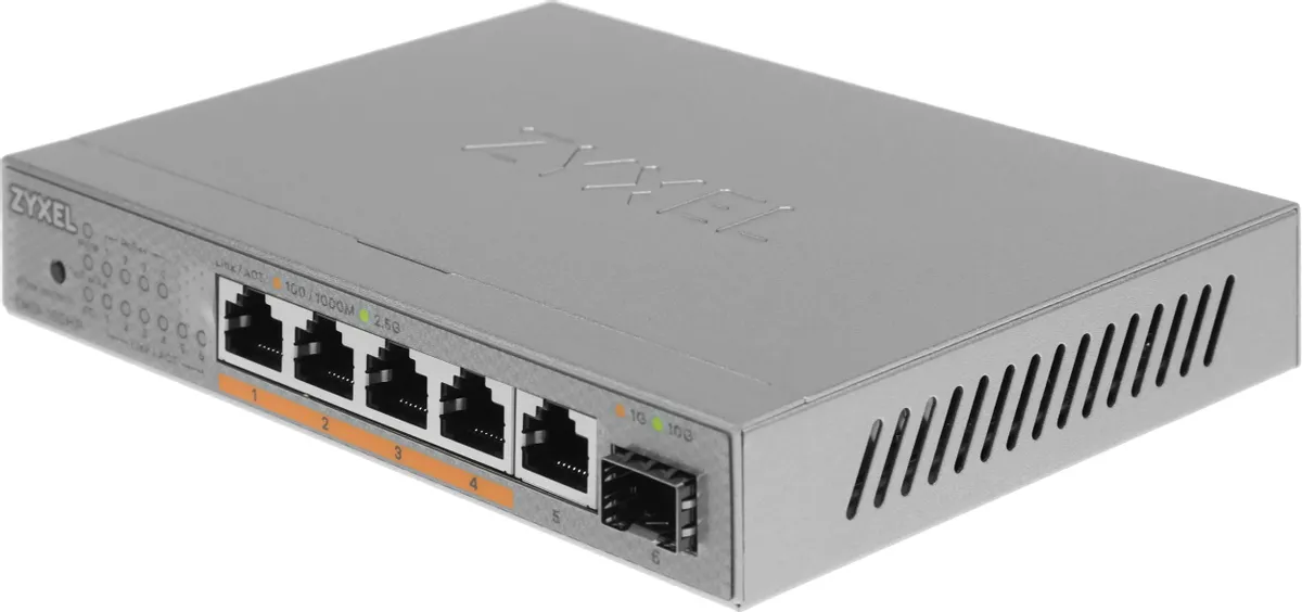 Коммутатор Zyxel XMG-105HP (XMG-105HP-EU0101F)
