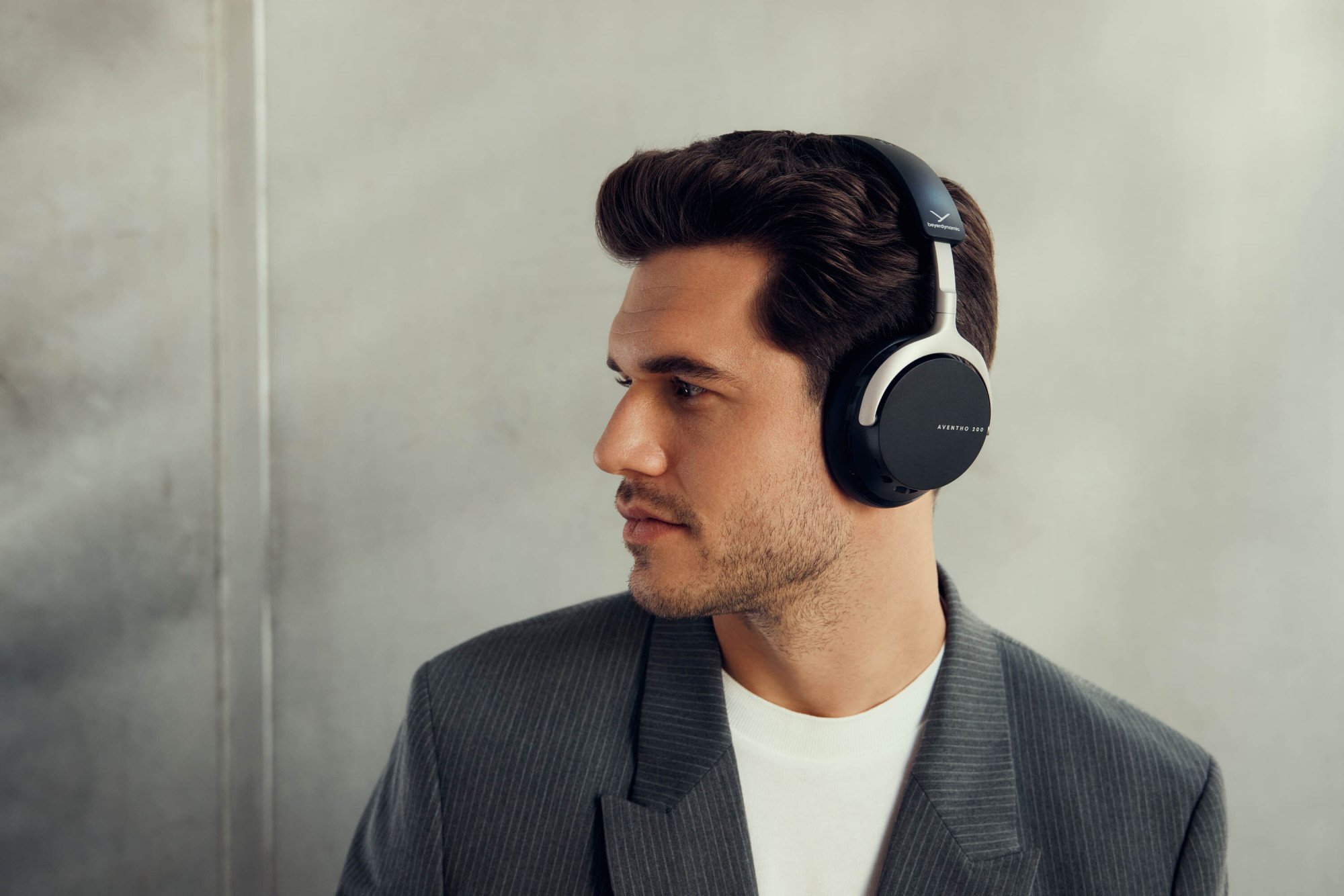 Bluetooth гарнитура Beyerdynamic Aventho 200, Black (AVENTHO 200) (AVENTHO 200-BK)