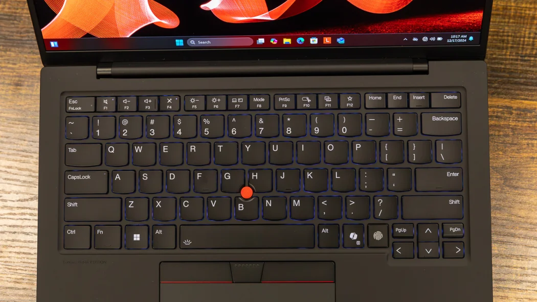 Ноутбук ThinkPad X1 Carbon Gen 13 Aura Edition (21NX00F8FW)