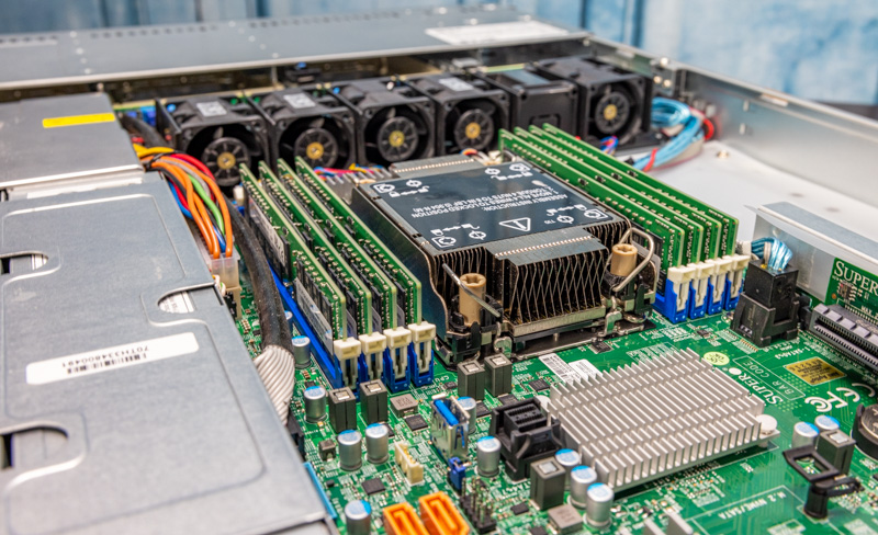 Сервер 1U Rack WIO X12SPW-TF, CSE-815TQC-R504WB ()