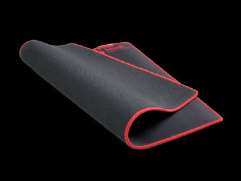 Коврик игровой Bloody B-070 Размер: 430 X 350 X 4 mm BLACK-RED (B-070)