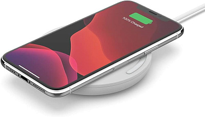 Беспроводное зарядное устройство Belkin BOOST CHARGE 15В, белый (WIA002btWH)