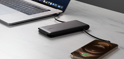 Портативный аккумулятор Belkin 10000mAh 23W integrated cables Black (BPB006BTBLK)