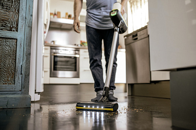 Беспроводной вертикальный пылесос Karcher VC 6 Cordless ourFamily (VC 6 Cordless ourFamily 1.198-670.0)