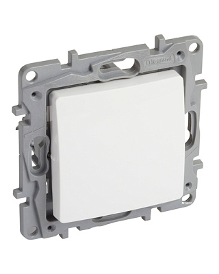 Legrand 672209 Перекл промежуточ БЕЛ ETIKA (672209)