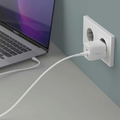 Зарядное устройство Belkin 45W PD PPS Dual USB-C Universal (WCH011vfWH)